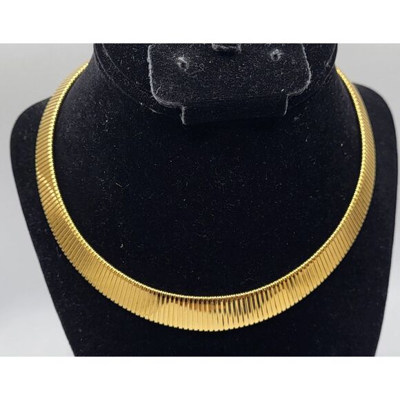 Vintage 890s Gold Cleopatra Style Omega Chain Choker Collar Necklace 17in - Picture 2 of 3